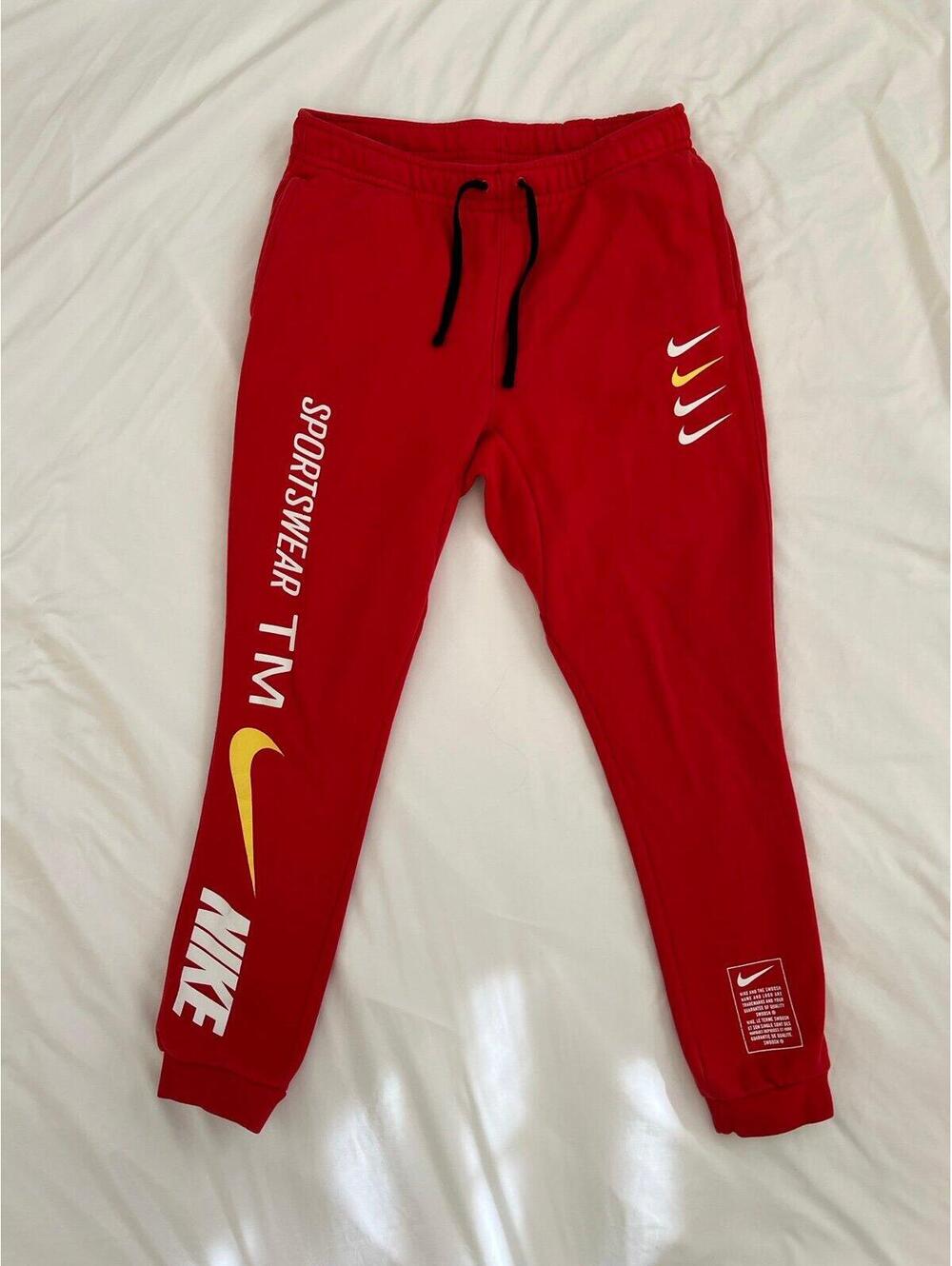 Nike men’s size M university red ultra rare micro brand edition club jogger